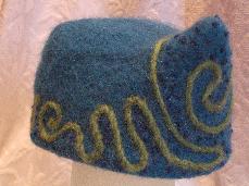 full  fulled  fulling  felting  felt  felted  knitted  knit  knitting  original  pattern  Lamb'sPride  Bulky  Needlefelting  Embroidery  needlework  wool  mohair  frenchknots